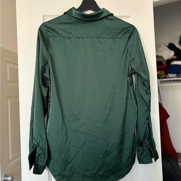 Emerald Green Satin Button-Down Blouse | Fashion Nova | SMALL - Picture 5 of 7